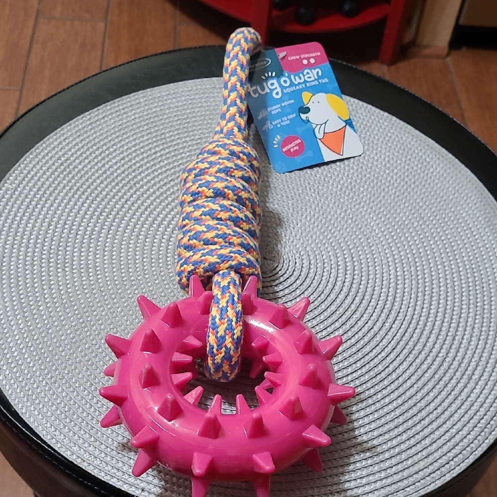 Large Tug O' War Squeaky Ring Tug